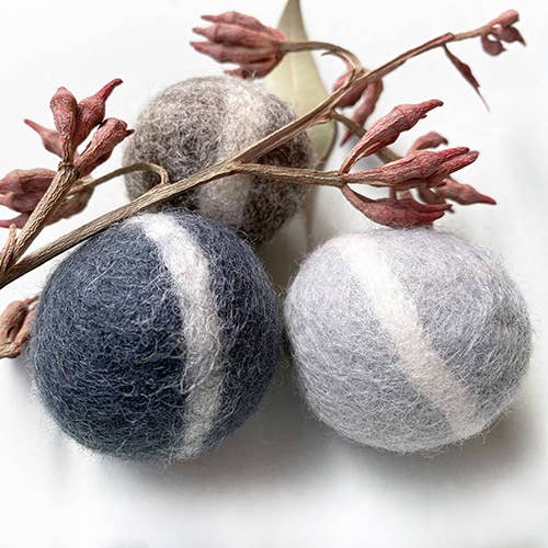 Felt Ball Toy for Dogs and Cats